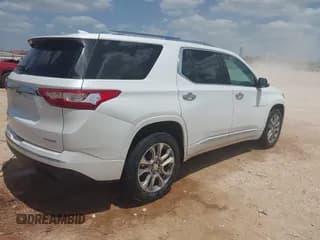 ✅ 2019 Chevrolet Traverse Premier • VIN: 1GNERKKW9KJ305560 • Lot: 42862293. Wystawiony na IAAI z przebiegiem 101 160 mil. Bezpłatny archiwum sprzedaży aukcyjnych z USA i szczegółowy raport historii pojazdu na DreamBid. Zdjęcie 4.