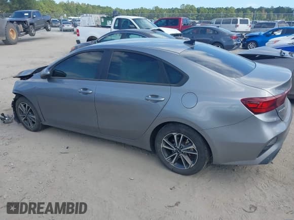 ✅ 2023 Kia Forte LXS • VIN: 3KPF24AD9PE662898 • Lot: 43360457. Listed on IAAI with 60,150 mi. Free auction sales archive from the USA and detailed vehicle history report at DreamBid. Image 15.