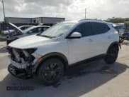 ✅ 2024 Buick Encore GX Sport Touring • VIN: KL4AMDSL3RB002330 • Лот: 84748385. Опубликован ранее на Copart с пробегом 12 928 миль. Бесплатный доступ к архиву аукционных продаж из США и подробный отчёт об истории автомобиля на DreamBid. Изображение 1.