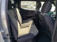 ✅ 2023 Toyota Tacoma SR • VIN: 3TMCZ5AN6PM568660 • Лот: 92316775. Опубликован ранее на Copart с пробегом 55 599 миль. Бесплатный доступ к архиву аукционных продаж из США и подробный отчёт об истории автомобиля на DreamBid. Изображение 10.