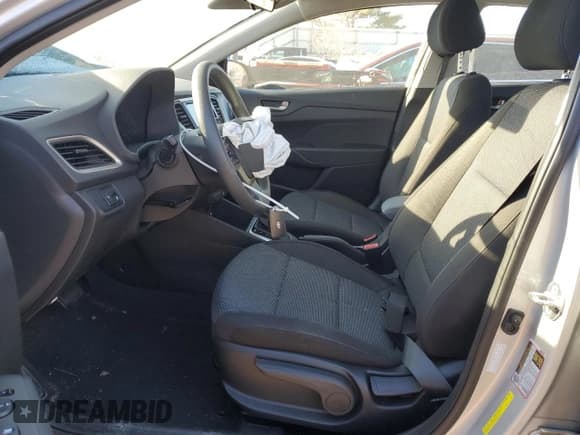 ✅ 2022 Hyundai Accent SE • VIN: 3KPC24A66NE189799 • Лот: 86903714. Опубликован ранее на Copart с пробегом Не указан. Бесплатный доступ к архиву аукционных продаж из США и подробный отчёт об истории автомобиля на DreamBid. Изображение 7.