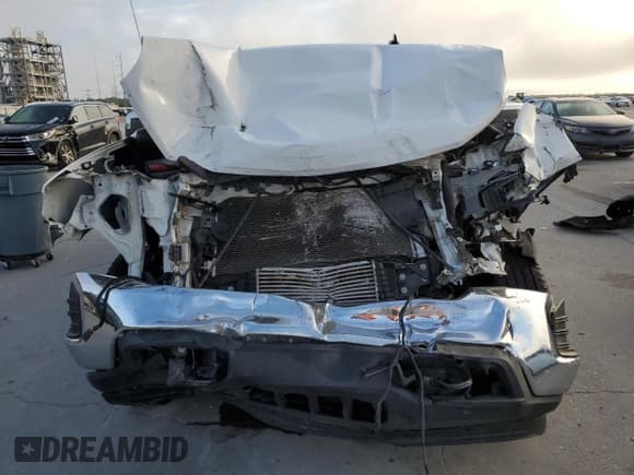 ✅ 2019 Chevrolet Silverado 1500 LT • VIN: 3GCPYDEK0KG213764 • Lot: 85576875. Wystawiony na Copart z przebiegiem Nie podano. Bezpłatny archiwum sprzedaży aukcyjnych z USA i szczegółowy raport historii pojazdu na DreamBid. Zdjęcie 5.