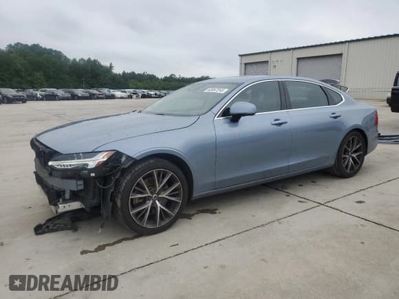 ✅ 2018 Volvo S90 Momentum • VIN: LVY992MK1JP026757 • Лот: 63067245. Опубликован ранее на Copart с пробегом 89 643 миль. Бесплатный доступ к архиву аукционных продаж из США и подробный отчёт об истории автомобиля на DreamBid. Изображение 1.
