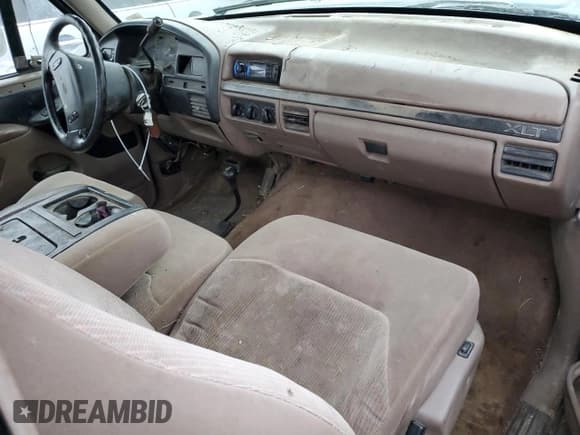 ✅ 1995 Ford F-250 • VIN: 1FTHX26F7SKB48479 • Lot: 81750924. Listed on Copart with 309,245 mi. Free auction sales archive from the USA and detailed vehicle history report at DreamBid. Image 8.