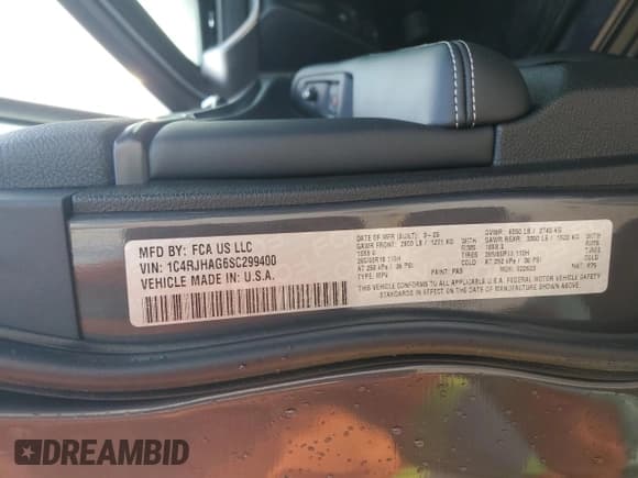 ✅ 2025 Jeep Grand Cherokee Altitude X • VIN: 1C4RJHAG6SC299400 • Lot: 59203595. Listed on Copart with 2,235 mi. Free auction sales archive from the USA and detailed vehicle history report at DreamBid. Image 14.