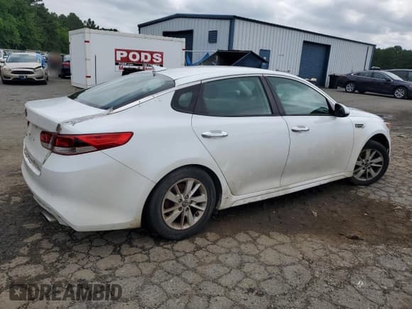 ✅ 2017 Kia Optima LX • VIN: 5XXGT4L33HG136636 • Lot: 58755215. Listed on Copart with 185,284 mi. Free auction sales archive from the USA and detailed vehicle history report at DreamBid. Image 3.