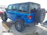 ✅ 2022 Jeep Wrangler Unlimited Sahara • VIN: 1C4HJXENXNW118607 • Lot: 42536834. Listed on IAAI with 29,917 mi. Free auction sales archive from the USA and detailed vehicle history report at DreamBid. Image 3.