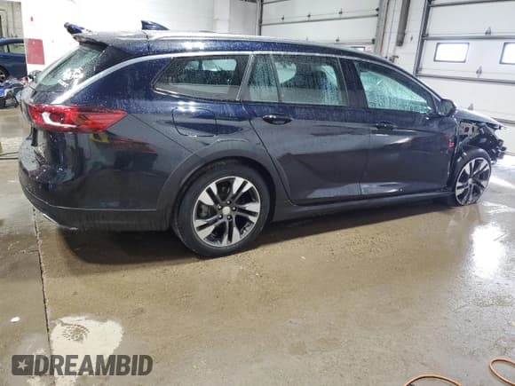 ✅ 2018 Buick Regal Preferred • VIN: W04GU8SX3J1095221 • Lot: 72948884. Listed on Copart with 55,676 mi. Free auction sales archive from the USA and detailed vehicle history report at DreamBid. Image 3.