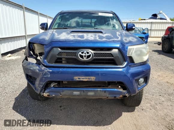 ✅ 2015 Toyota Tacoma • VIN: 3TMLU4EN4FM166332 • Lot: 58080185. Wystawiony na Copart z przebiegiem 94 135 mil. Bezpłatny archiwum sprzedaży aukcyjnych z USA i szczegółowy raport historii pojazdu na DreamBid. Zdjęcie 5.