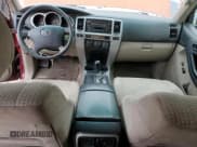 ✅ 2003 Toyota 4Runner SR5 • VIN: JTEZU14R038002584 • Lot: 93186375. Wystawiony na Copart z przebiegiem 208 882 mil. Bezpłatny archiwum sprzedaży aukcyjnych z USA i szczegółowy raport historii pojazdu na DreamBid. Zdjęcie 8.