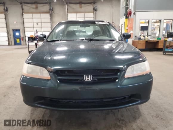 ✅ 2000 Honda Accord LX • VIN: 1HGCG1647YA096449 • Lot: 54728065. Listed on Copart with Not provided. Free auction sales archive from the USA and detailed vehicle history report at DreamBid. Image 5.