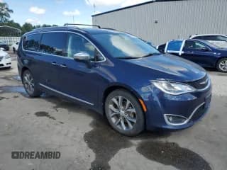 ✅ 2018 Chrysler Pacifica Limited • VIN: 2C4RC1GG5JR229014 • Lot: 82126405. Wystawiony na Copart z przebiegiem 97 683 mil. Bezpłatny archiwum sprzedaży aukcyjnych z USA i szczegółowy raport historii pojazdu na DreamBid. Zdjęcie 4.