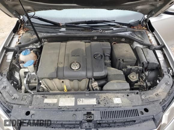 ✅ 2014 Volkswagen Passat S • VIN: 1VWAP7A3XEC008756 • Lot: 58394345. Listed on Copart with 150,877 mi. Free auction sales archive from the USA and detailed vehicle history report at DreamBid. Image 11.