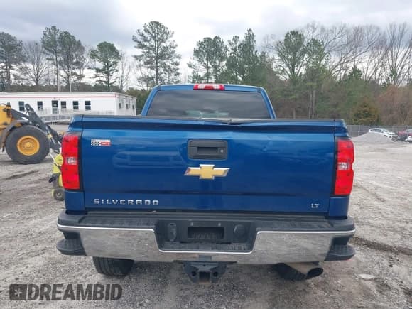 ✅ 2018 Chevrolet Silverado 2500HD LT • VIN: 1GC1KVEG3JF114283 • Лот: 41729255. Опубликован ранее на IAAI с пробегом 76 107 миль. Бесплатный доступ к архиву аукционных продаж из США и подробный отчёт об истории автомобиля на DreamBid. Изображение 16.