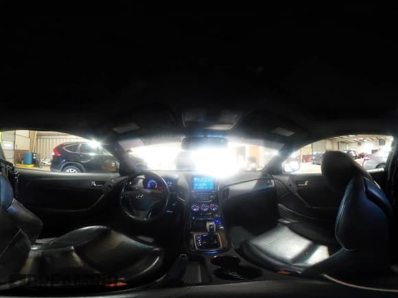 ✅ 2013 Hyundai Genesis Coupe Grand Touring • VIN: KMHHU6KJ9DU108708 • Lot: 43644209. Wystawiony na IAAI z przebiegiem 219 400 mil. Bezpłatny archiwum sprzedaży aukcyjnych z USA i szczegółowy raport historii pojazdu na DreamBid. Zdjęcie 18.