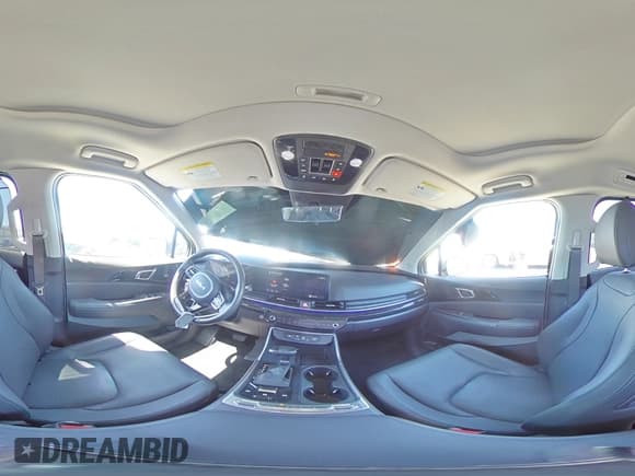 ✅ 2025 Kia Carnival SX Prestige • VIN: KNDNE5K35S6453669 • Лот: 69389255. Опубликован ранее на Copart с пробегом 7 689 миль. Бесплатный доступ к архиву аукционных продаж из США и подробный отчёт об истории автомобиля на DreamBid. Изображение 16.