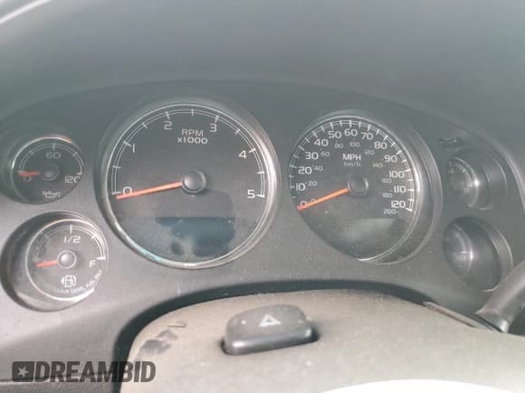 ✅ 2009 Chevrolet Silverado 1500 • VIN: 1GCHC63619F136158 • Лот: 60562725. Опубликован ранее на Copart с пробегом Не указан. Бесплатный доступ к архиву аукционных продаж из США и подробный отчёт об истории автомобиля на DreamBid. Изображение 9.