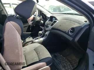 2016 Chevrolet Cruze LT с VIN 1G1PE5SB4G7185465, выставлен на аукционе Copart как лот 47282962 с пробегом 48 386 миль миль и Списание • Salvage title. История ставок и продаж доступна на DreamBid. Изображение 5.