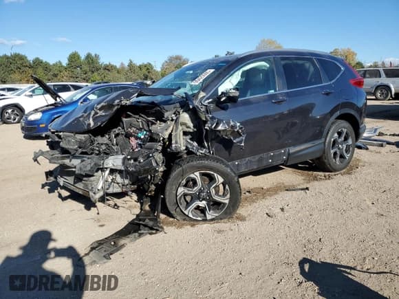 ✅ 2019 Honda CR-V Touring • VIN: 2HKRW2H99KH602146 • Lot: 90425595. Listed on Copart with Not provided. Free auction sales archive from the USA and detailed vehicle history report at DreamBid. Image 1.