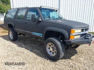 ✅ 1994 Chevrolet Suburban • VIN: 1GNGK26F1RJ333774 • Лот: 42878056. Опубликован ранее на IAAI с пробегом 246 887 миль. Бесплатный доступ к архиву аукционных продаж из США и подробный отчёт об истории автомобиля на DreamBid. Изображение 1.