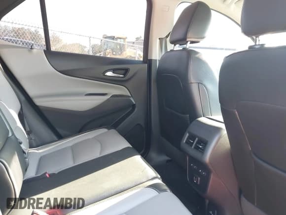 ✅ 2019 Chevrolet Equinox Premier • VIN: 3GNAXPEX7KL159030 • Лот: 43623840. Опубликован ранее на IAAI с пробегом 89 362 миль. Бесплатный доступ к архиву аукционных продаж из США и подробный отчёт об истории автомобиля на DreamBid. Изображение 8.