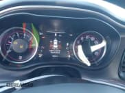 ✅ 2019 Dodge Challenger SXT • VIN: 2C3CDZAG1KH534631 • Lot: 43322768. Wystawiony na IAAI z przebiegiem 98 602 mil. Bezpłatny archiwum sprzedaży aukcyjnych z USA i szczegółowy raport historii pojazdu na DreamBid. Zdjęcie 15.