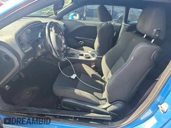 2019 Dodge Challenger R/T z VIN 2C3CDZBT7KH639380, wystawiony jako Copart lot #70909185 z przebiegiem 94 032 mil mil oraz Czysty tytuł • Clean title. Historia ofert i sprzedaży dostępna na DreamBid. Obrazek 7.