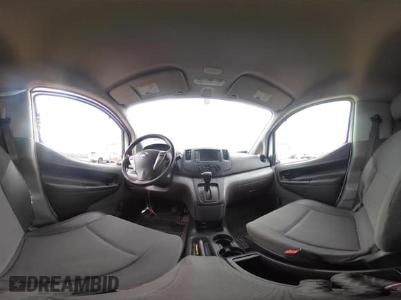 ✅ 2020 Nissan NV200 SV • VIN: 3N6CM0KN2LK709601 • Lot: 43253448. Wystawiony na IAAI z przebiegiem 233 308 mil. Bezpłatny archiwum sprzedaży aukcyjnych z USA i szczegółowy raport historii pojazdu na DreamBid. Zdjęcie 18.