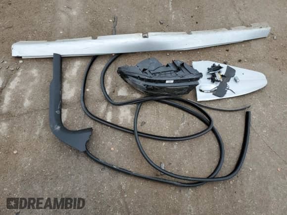 2022 Dodge Charger SXT with VIN 2C3CDXBG0NH197084, listed as a Copart auction lot 71043965 with 89,187 mi miles and Salvage title. Bid and sale history available at DreamBid. Image 12.