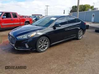 2018 Hyundai Sonata Limited с VIN 5NPE34AB6JH635927, выставлен на аукционе IAAI как лот 43388586 с пробегом 140 600 миль миль и . История ставок и продаж доступна на DreamBid. Изображение 2.