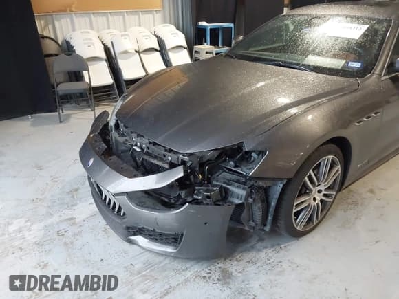 ✅ 2018 Maserati Ghibli S GranLusso • VIN: ZAM57YSL4J1265566 • Лот: 42094312. Опубликован ранее на IAAI с пробегом 25 027 миль. Бесплатный доступ к архиву аукционных продаж из США и подробный отчёт об истории автомобиля на DreamBid. Изображение 6.