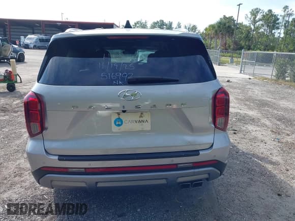 ✅ 2023 Hyundai Palisade Limited • VIN: KM8R54GE4PU516992 • Лот: 43770377. Опубликован ранее на IAAI с пробегом 47 650 миль. Бесплатный доступ к архиву аукционных продаж из США и подробный отчёт об истории автомобиля на DreamBid. Изображение 16.