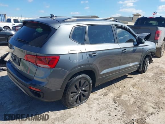 ✅ 2023 Volkswagen Taos S • VIN: 3VVCX7B20PM336773 • Lot: 42817505. Listed on IAAI with 72,433 mi. Free auction sales archive from the USA and detailed vehicle history report at DreamBid. Image 4.