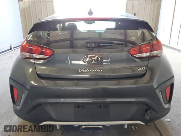 2019 Hyundai Veloster Premium z VIN KMHTG6AF1KU003219, wystawiony jako Copart lot #43587975 z przebiegiem 84 787 mil mil oraz Czysty tytuł • Clean title. Historia ofert i sprzedaży dostępna na DreamBid. Obrazek 6.