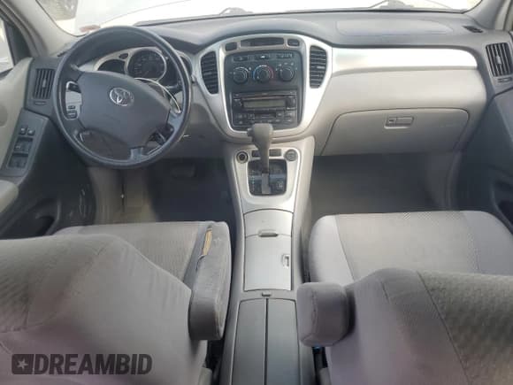 ✅ 2004 Toyota Highlander • VIN: JTEEP21A940053625 • Лот: 82358865. Опубликован ранее на Copart с пробегом 223 695 миль. Бесплатный доступ к архиву аукционных продаж из США и подробный отчёт об истории автомобиля на DreamBid. Изображение 8.