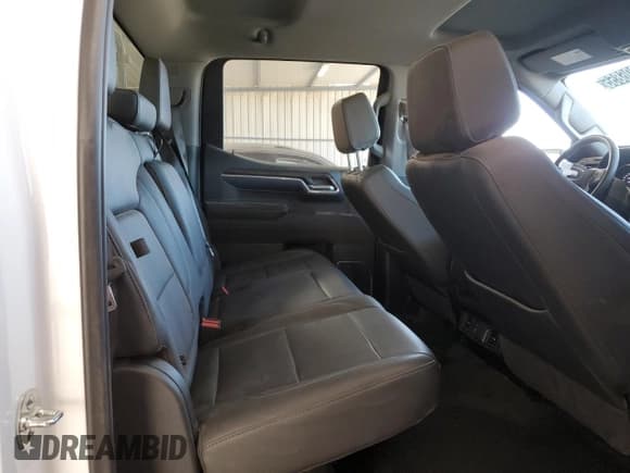 ✅ 2025 GMC Sierra 1500 SLT • VIN: 1GTPHDED0SZ173865 • Лот: 87296855. Опубликован ранее на Copart с пробегом 20 982 миль. Бесплатный доступ к архиву аукционных продаж из США и подробный отчёт об истории автомобиля на DreamBid. Изображение 11.