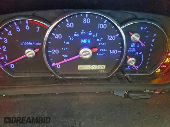 ✅ 2007 Mitsubishi Endeavor SE • VIN: 4A4MM31S57E053726 • Lot: 95903885. Listed on Copart with 194,314 mi. Free auction sales archive from the USA and detailed vehicle history report at DreamBid. Image 9.