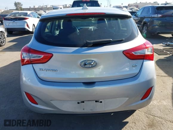 ✅ 2014 Hyundai Elantra • VIN: KMHD35LH5EU194561 • Lot: 43357715. Listed on IAAI with 96,097 mi. Free auction sales archive from the USA and detailed vehicle history report at DreamBid. Image 16.
