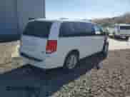 2018 Dodge Grand Caravan SXT z VIN 2C4RDGCG1JR208215, wystawiony jako Copart lot #87284535 z przebiegiem 147 406 mil mil oraz Szkoda całkowita • Salvage title. Historia ofert i sprzedaży dostępna na DreamBid. Obrazek 3.