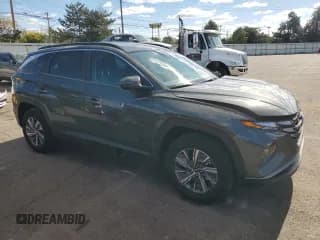 ✅ 2022 Hyundai Tucson Blue • VIN: KM8JBCA10NU013706 • Lot: 75915214. Wystawiony na Copart z przebiegiem 39 342 mil. Bezpłatny archiwum sprzedaży aukcyjnych z USA i szczegółowy raport historii pojazdu na DreamBid. Zdjęcie 4.