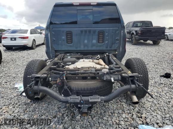 ✅ 2020 Chevrolet Silverado 1500 RST • VIN: 3GCUYEED1LG246154 • Lot: 84869655. Listed on Copart with 26,864 mi. Free auction sales archive from the USA and detailed vehicle history report at DreamBid. Image 6.