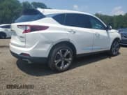 ✅ 2022 Acura RDX Advance • VIN: 5J8TC2H72NL009713 • Lot: 65833825. Wystawiony na Copart z przebiegiem 35 270 mil. Bezpłatny archiwum sprzedaży aukcyjnych z USA i szczegółowy raport historii pojazdu na DreamBid. Zdjęcie 3.
