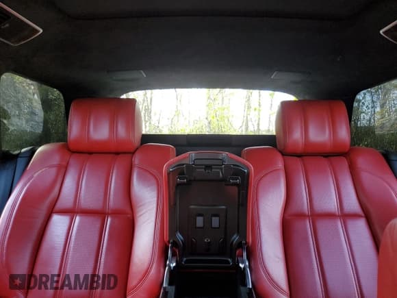 ✅ 2016 Land Rover Range Rover Autobiography • VIN: SALGV2EF5GA254342 • Lot: 53137715. Wystawiony na Copart z przebiegiem 122 075 mil. Bezpłatny archiwum sprzedaży aukcyjnych z USA i szczegółowy raport historii pojazdu na DreamBid. Zdjęcie 10.