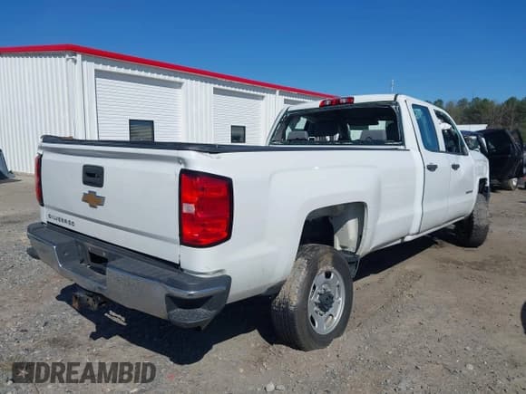 ✅ 2019 Chevrolet Silverado 2500HD Work Truck • VIN: 2GC2CREG7K1151354 • Lot: 41865798. Listed on IAAI with 109,125 mi. Free auction sales archive from the USA and detailed vehicle history report at DreamBid. Image 4.