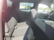 ✅ 2022 Chevrolet Silverado 1500 Custom • VIN: 3GCPYBEK6NG188796 • Lot: 62487375. Wystawiony na Copart z przebiegiem 31 799 mil. Bezpłatny archiwum sprzedaży aukcyjnych z USA i szczegółowy raport historii pojazdu na DreamBid. Zdjęcie 10.