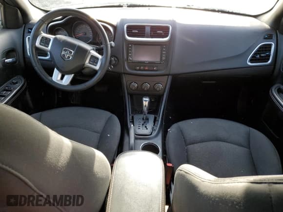 ✅ 2013 Dodge Avenger SXT • VIN: 1C3CDZCG8DN510981 • Lot: 43795845. Wystawiony na Copart z przebiegiem 48 946 mil. Bezpłatny archiwum sprzedaży aukcyjnych z USA i szczegółowy raport historii pojazdu na DreamBid. Zdjęcie 8.