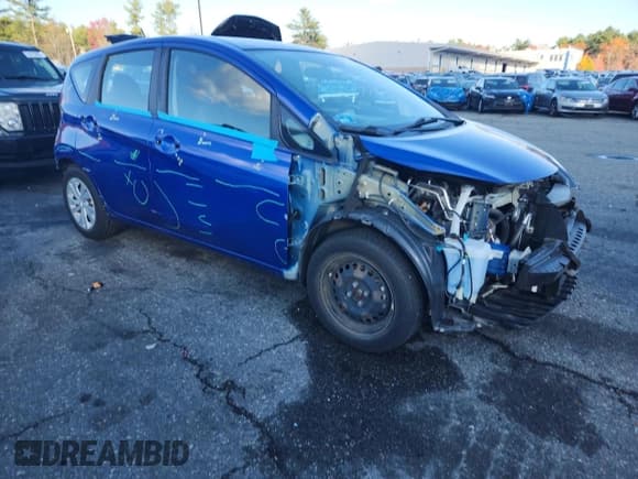 ✅ 2017 Nissan Note SV • VIN: 3N1CE2CP4HL368279 • Lot: 92243655. Listed on Copart with 52,920 mi. Free auction sales archive from the USA and detailed vehicle history report at DreamBid. Image 4.