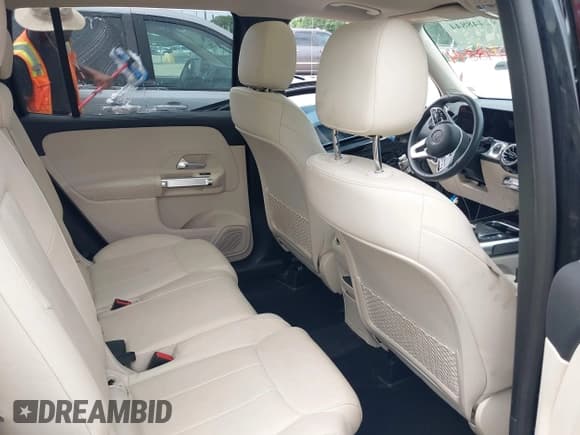 ✅ 2022 Mercedes-Benz GLB 250 • VIN: W1N4M4GB9NW239418 • Лот: 42448844. Опубликован ранее на IAAI с пробегом 51 836 миль. Бесплатный доступ к архиву аукционных продаж из США и подробный отчёт об истории автомобиля на DreamBid. Изображение 8.