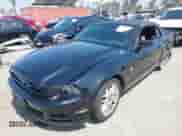 2014 Ford Mustang V6 с VIN 1ZVBP8EM0E5275146, выставлен на аукционе IAAI как лот 42606251 с пробегом 42 663 миль миль и . История ставок и продаж доступна на DreamBid. Изображение 18.