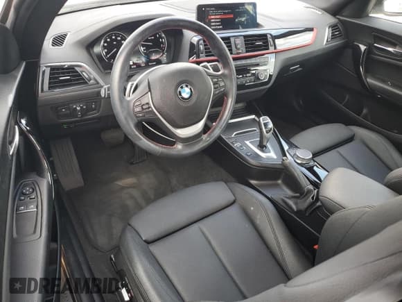 ✅ 2020 BMW 2 Series 230i xDrive • VIN: WBA2J3C08L7E04274 • Lot: 81235165. Wystawiony na Copart z przebiegiem 28 785 mil. Bezpłatny archiwum sprzedaży aukcyjnych z USA i szczegółowy raport historii pojazdu na DreamBid. Zdjęcie 8.